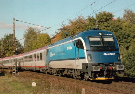 8_2013 1216.235 ČD Railjet