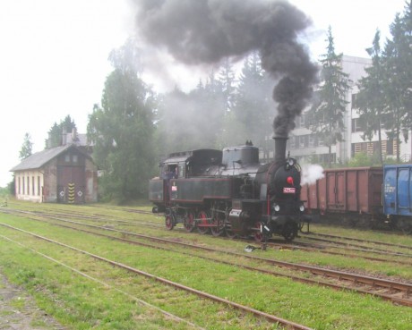 423.009 v Rokytnici v O.h..jpg